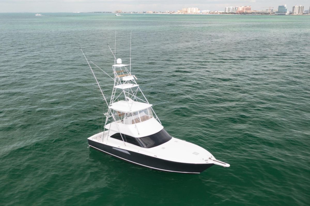 2003 Viking 45 