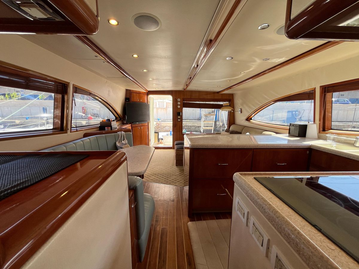 2004 Bertram 54 