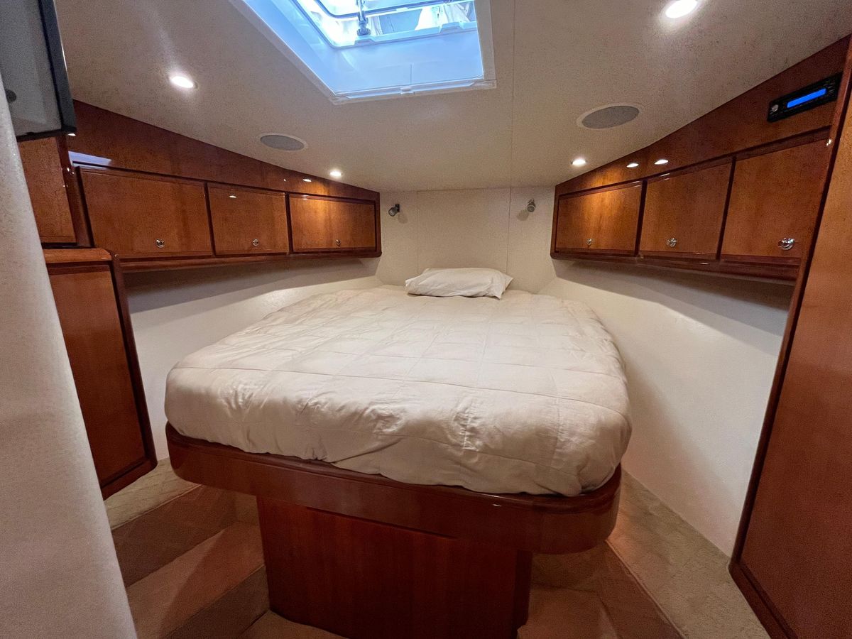 2004 Bertram 54 