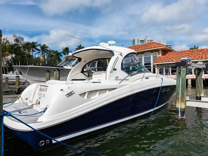 Aquavit II Yacht Photos Pics 