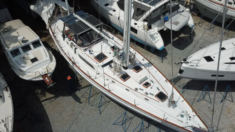 Roxy Yacht Photos Pics 