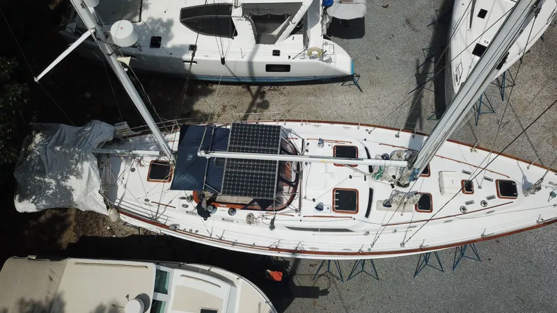 Roxy Yacht Photos Pics 