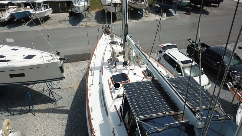 Roxy Yacht Photos Pics 