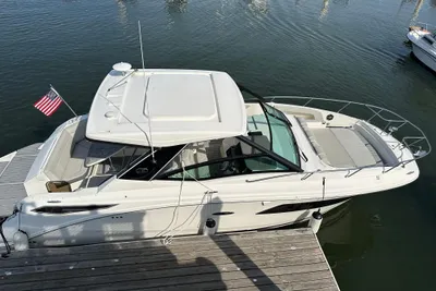 Sea Ray 320 Sundancer