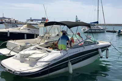 2007 Four Winns 240 Horizon