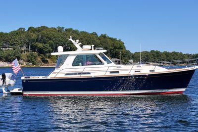 Yacht