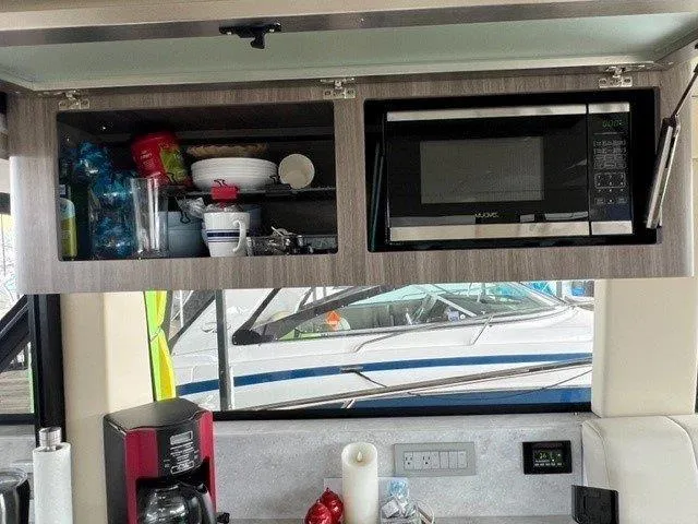  Yacht Photos Pics 2022 REGAL 38 GRANDE COUPE - Image 16