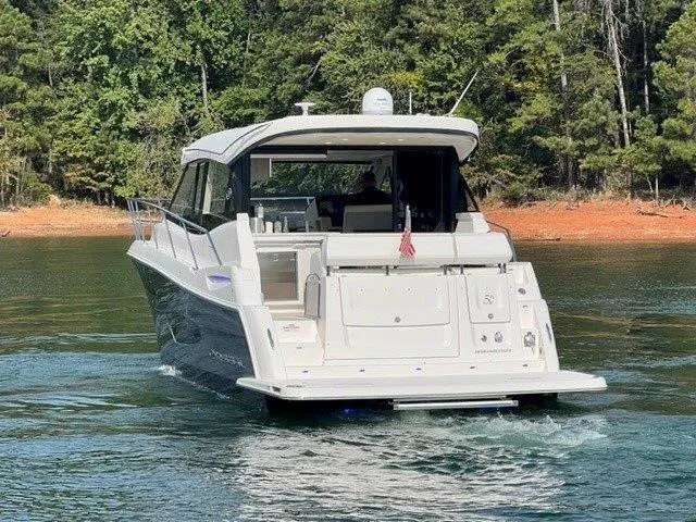  Yacht Photos Pics 2022 REGAL 38 GRANDE COUPE - Image 7