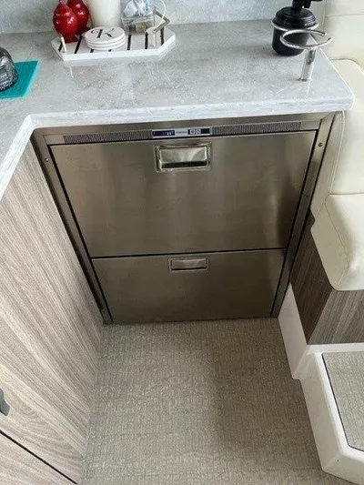  Yacht Photos Pics 2022 REGAL 38 GRANDE COUPE - Image 13