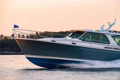 Sabre 43 Salon Express