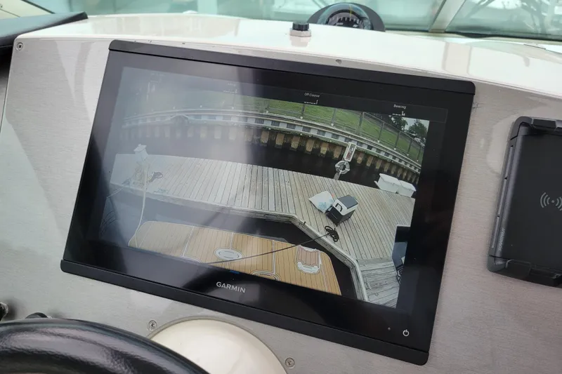  Yacht Photos Pics Garmin display on 2007 Carver 56 Voyager SE yacht showing dock view.