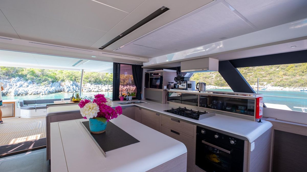 2023 Fountaine Pajot 66 