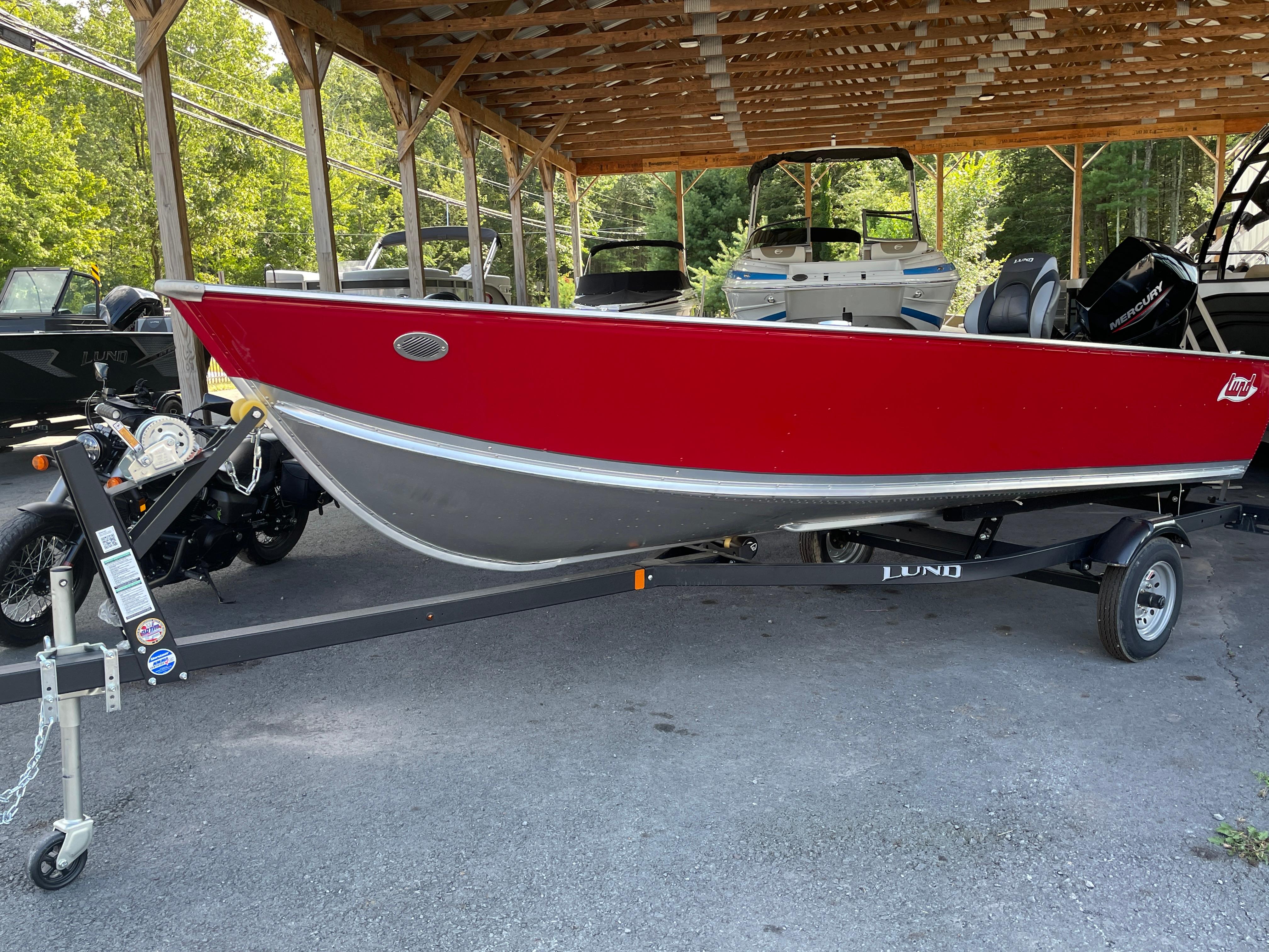 Lund 1600 Fury Tiller