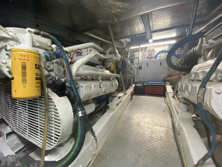 The Jolly Rogers Yacht Photos Pics 