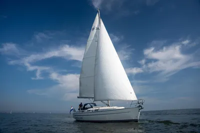 2002 Bavaria 36