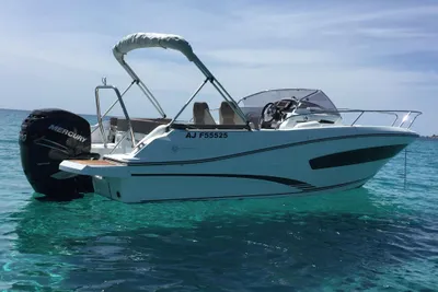 2017 Jeanneau Cap Camarat 7.5 WA Serie 2