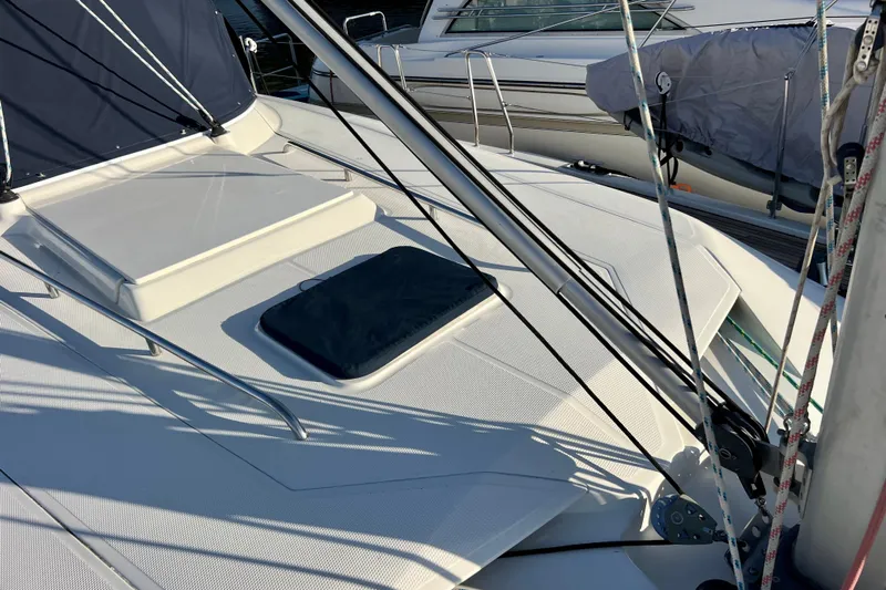 The Jonathan Shepard Yacht Photos Pics 2006 Hanse 461e yacht deck with rigging and hatches.