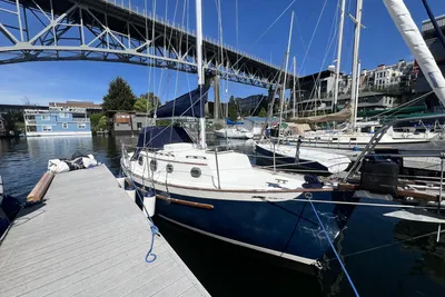 Pacific Seacraft Dana 24