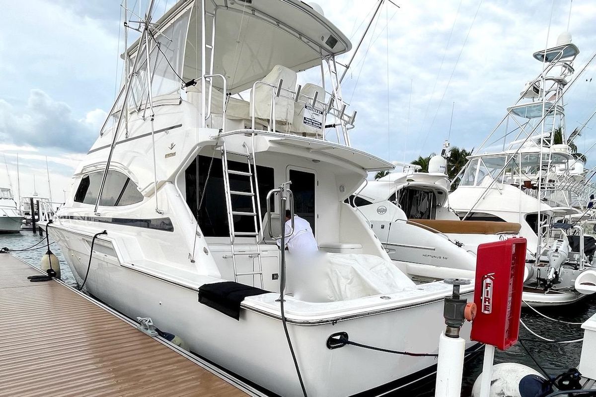 2001 Bertram 51 