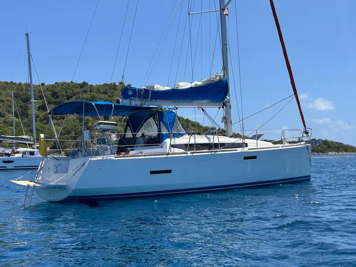 Layover Yacht Photos Pics 