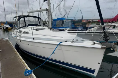 Hunter 33