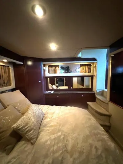  Yacht Photos Pics 2007 SEA RAY 40 MOTOR YACHT - Image 26