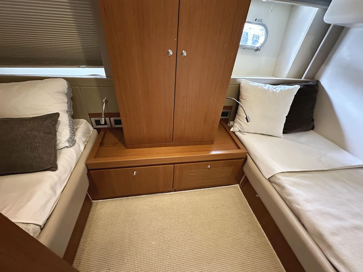 2014 Ferretti Yachts 53 