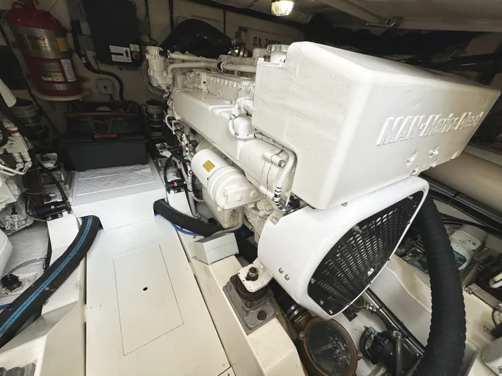 Primo Yacht Photos Pics 