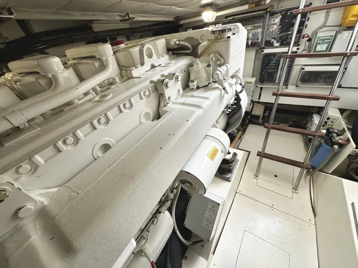 Primo Yacht Photos Pics 