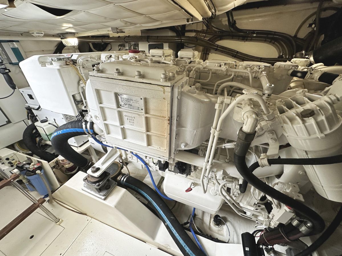 2014 Ferretti Yachts 53 
