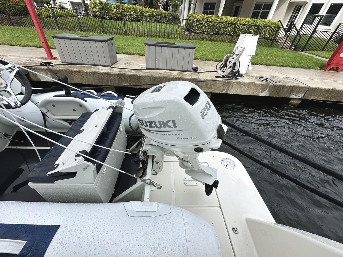 2014 Ferretti Yachts 53 