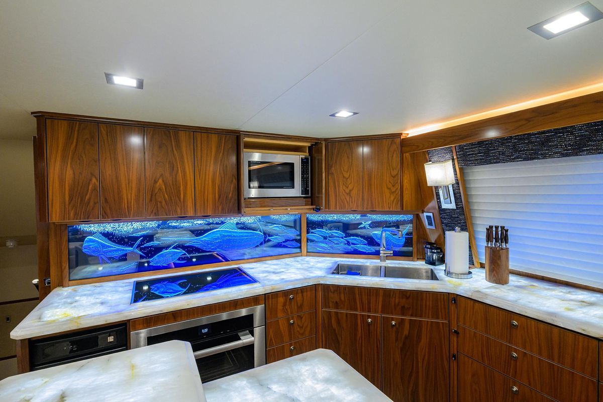 2020 Viking 92 