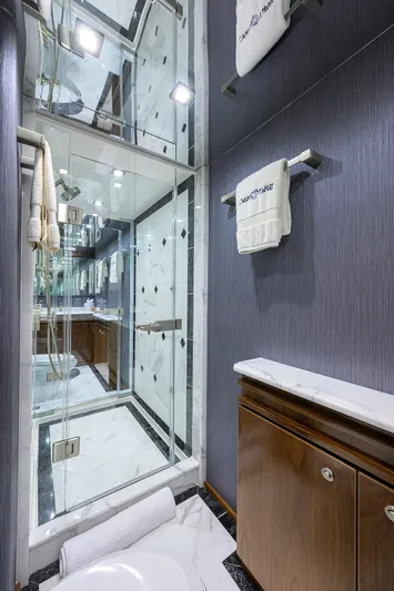 China Time Yacht Photos Pics Viking 92 CHINA TIME - Master Head