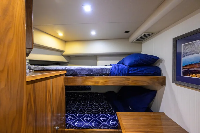 China Time Yacht Photos Pics Viking 92 CHINA TIME - Crew Quarters