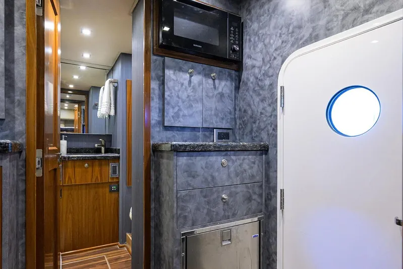 China Time Yacht Photos Pics Viking 92 CHINA TIME - Crew Quarters