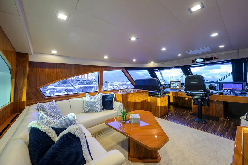 China Time Yacht Photos Pics Viking 92 CHINA TIME - Enclosed Flybridge