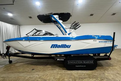 Malibu Wakesetter 23 LSV
