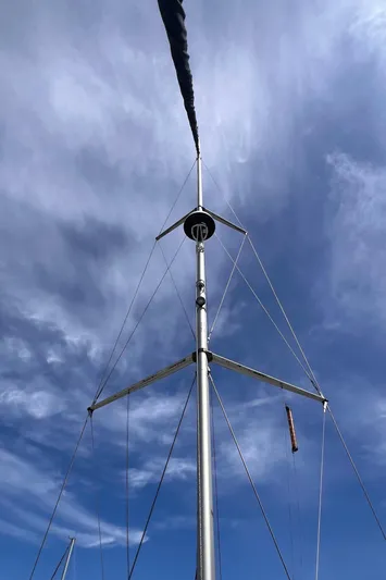 Fr&egrave; Moment Yacht Photos Pics 