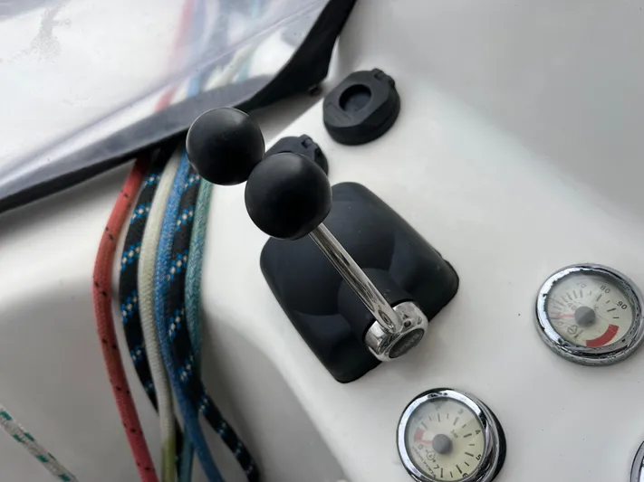 Phoenix XI Yacht Photos Pics 