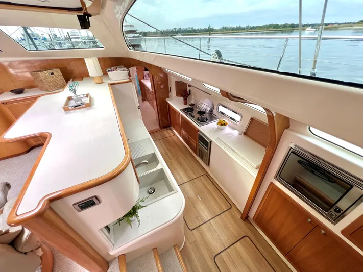 Phoenix XI Yacht Photos Pics 