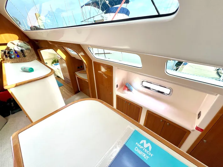 Phoenix XI Yacht Photos Pics 