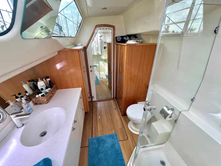 Phoenix XI Yacht Photos Pics 