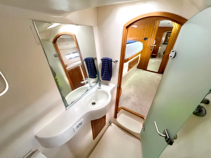 Phoenix XI Yacht Photos Pics 