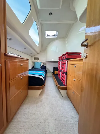 Phoenix XI Yacht Photos Pics 