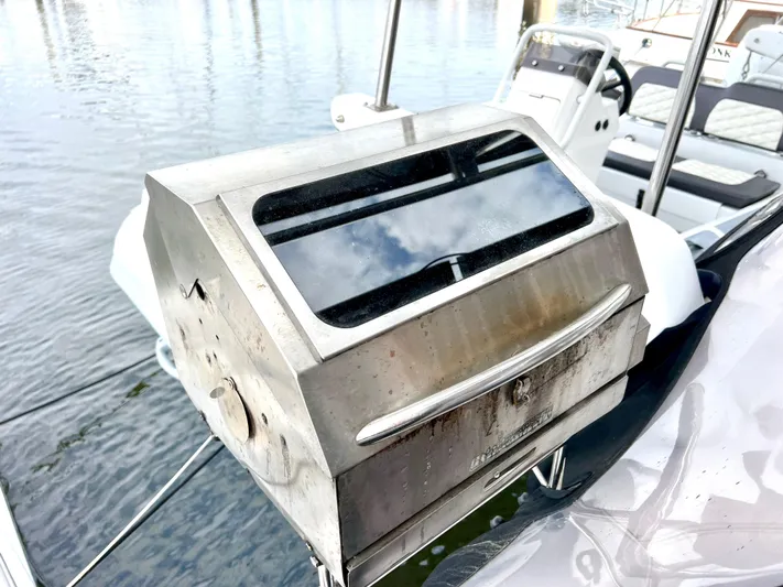 Phoenix XI Yacht Photos Pics 