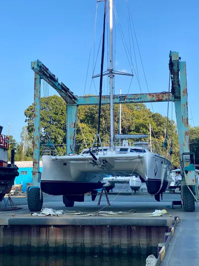 Phoenix XI Yacht Photos Pics 