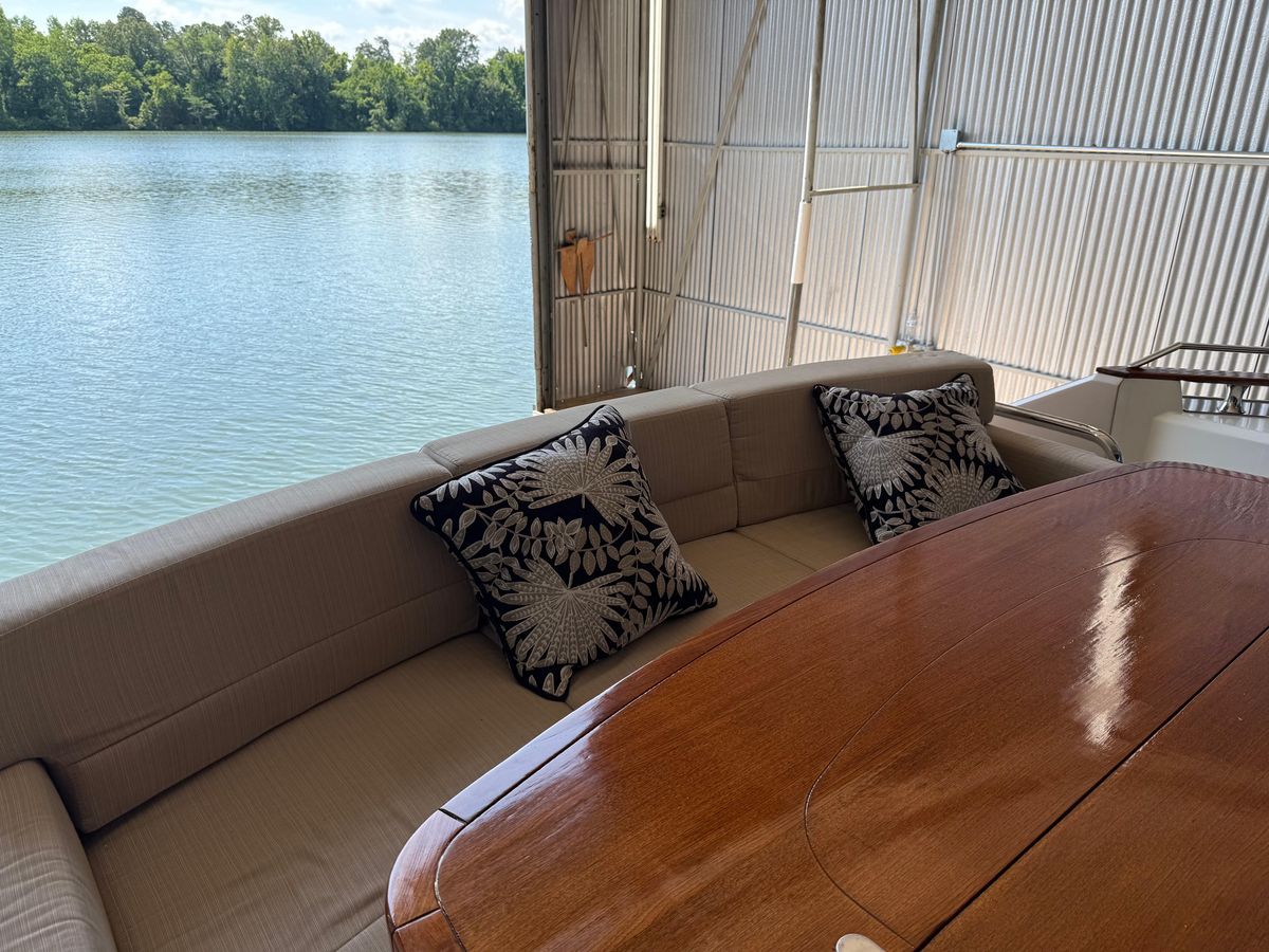 2012 Monte Carlo Yachts 76 