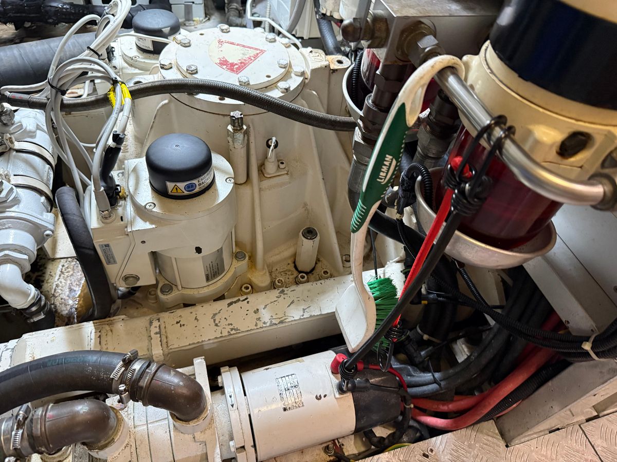 2012 Monte Carlo Yachts 76 