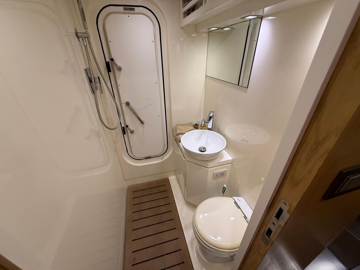 2012 Monte Carlo Yachts 76 