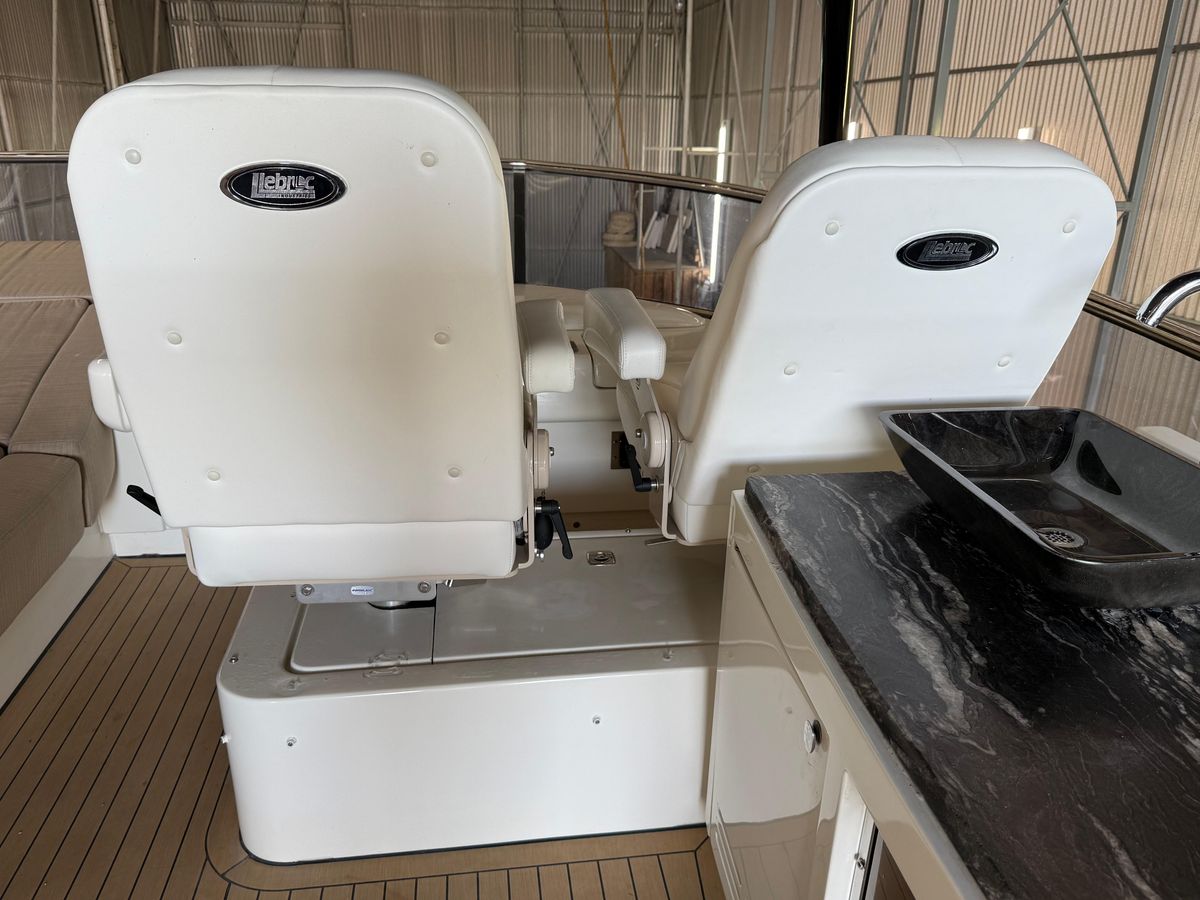 2012 Monte Carlo Yachts 76 